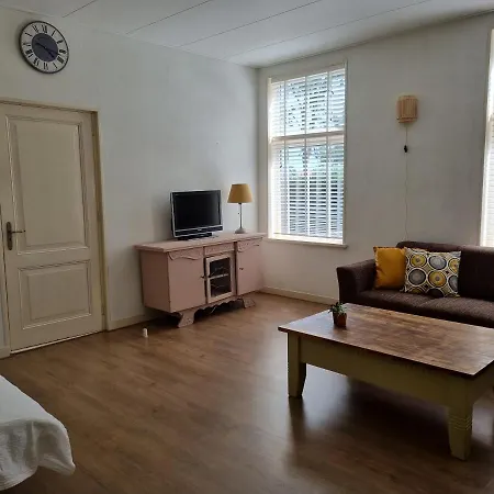 Het Voorhuis Boerderij Hoeve Vrede 3* Weesp