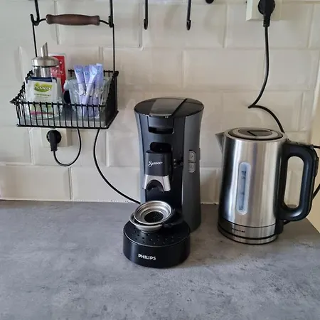 Het Voorhuis Boerderij Hoeve Vrede 비스프