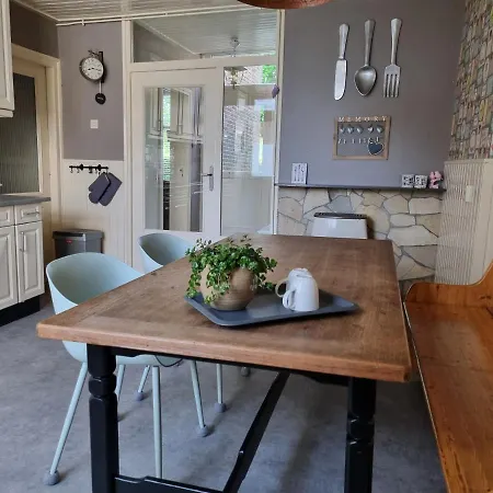 Het Voorhuis Boerderij Hoeve Vrede *